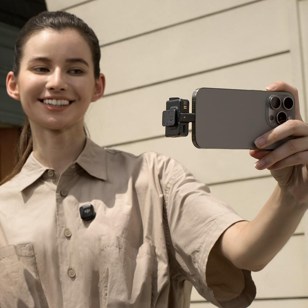 DJI Mic Mini Microphone (2 TX Microphone + 1 RX Receiver + 1 Charging Case) BR - DJI126